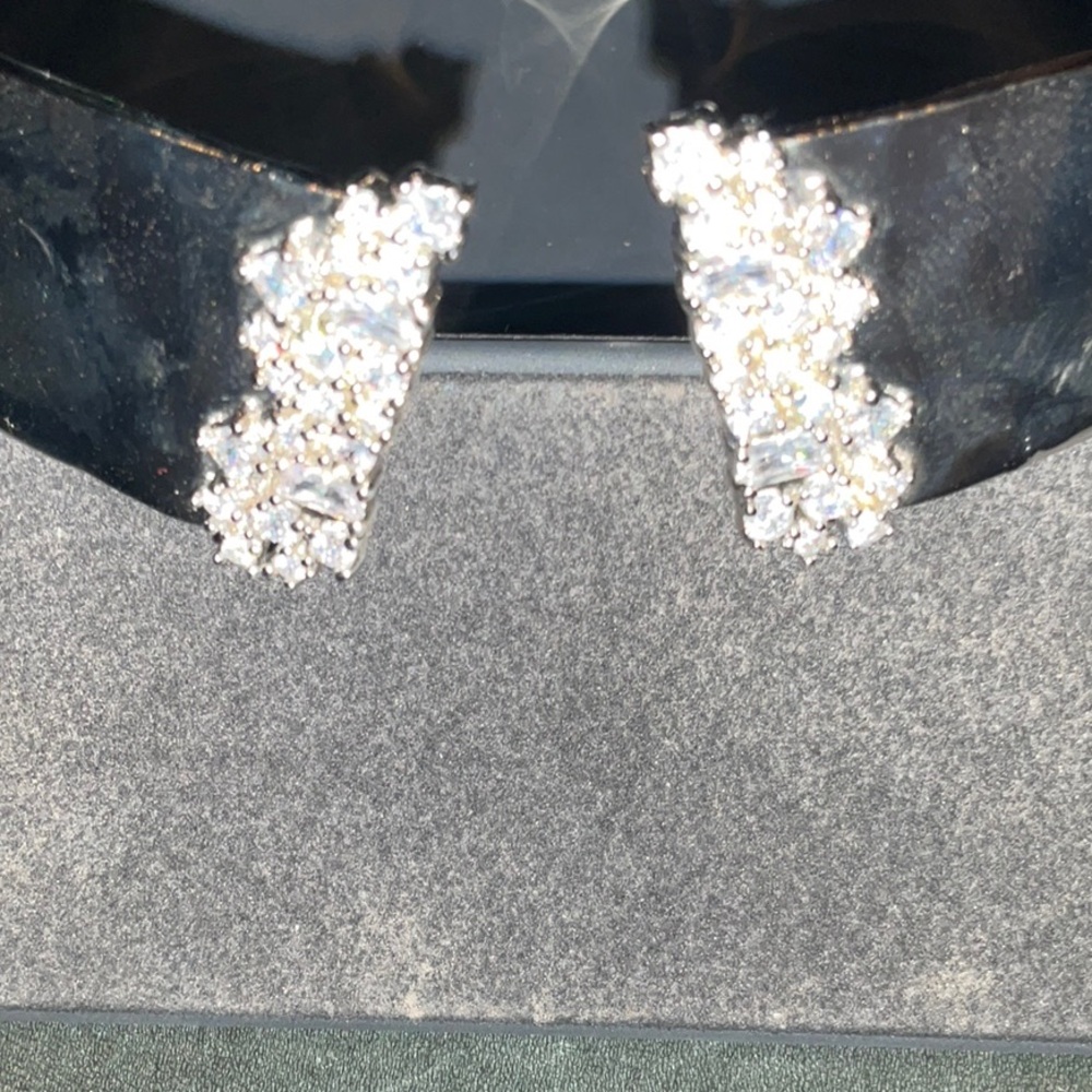 Silver Choker Necklace - Picture 3 of 3